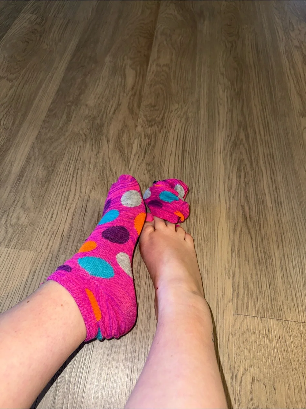 USED worn women’s No-Show Polka Dot Socks for Women in Bright Pink